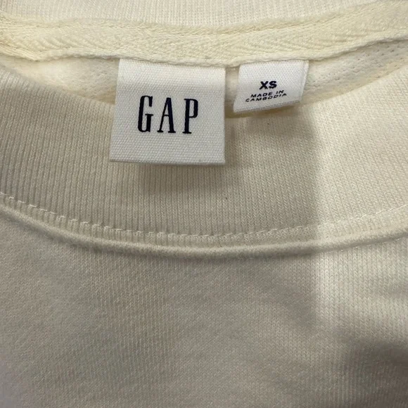 Gap Sweatshirt with Embroidery Star detail - Picture 3 of 3